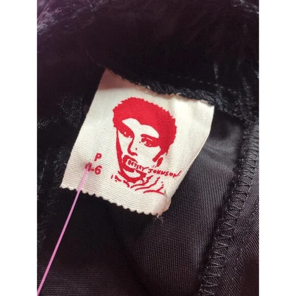 1980s BETSEY JOHNSON PUNK Label Black Velvet Pencil Skirt W/Back Slit. XS-S